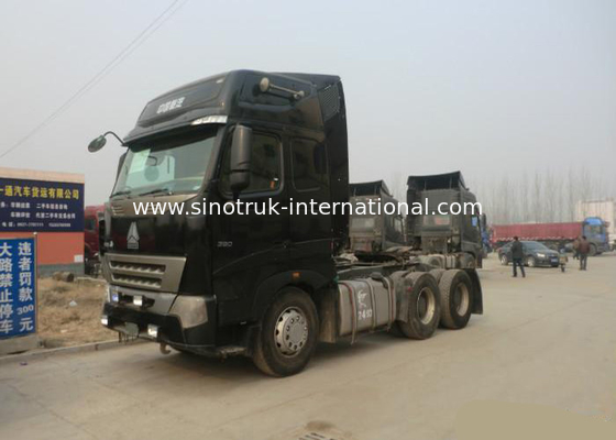 RHD 6X4 รถบรรทุกแบบ SINOTRUK HOWO 6x4 รถไถพรวนที่มีมาตรฐานการปล่อยก๊าซยูโร 2