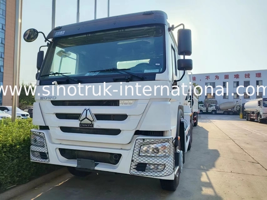 แรงม้าสูง 400HP การสิ้นเปลืองน้ำมันเชื้อเพลิงต่ำ HOWO Mixer Truck LHD 6 × 4 10wheels