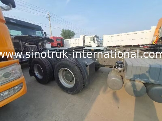 HOWO A7 รถบรรทุกแทรกเตอร์มือสอง LHD 6X4 ยูโร 2 371 HP