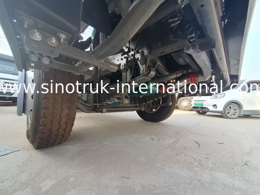 HOWO A7 รถบรรทุกแทรกเตอร์มือสอง LHD 6X4 ยูโร 2 371 HP