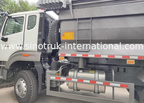 SINOTRUK HOWO LHD 6×4 10ล้อ รถบรรทุกแบบ U สําหรับการขุดเหมืองแร่ 40 ตัน