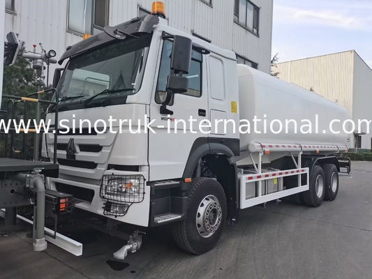 Sinotruk HOWO ขาว RHD 6x4 รถบรรทุกถังน้ํา ZZ1257V4347B1 ด้วยฟังก์ชันระบายความดันสูง