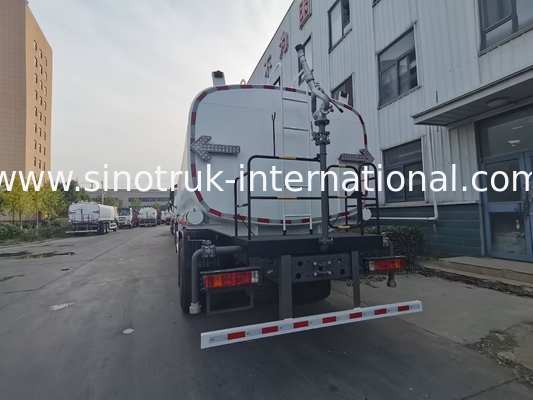Sinotruk HOWO ขาว RHD 6x4 รถบรรทุกถังน้ํา ZZ1257V4347B1 ด้วยฟังก์ชันระบายความดันสูง