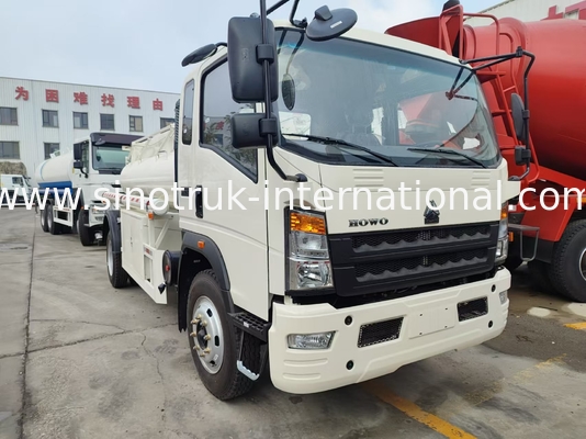 HOWO 4×2 รถบรรทุกเบา 5-6CBM LHD 160HP