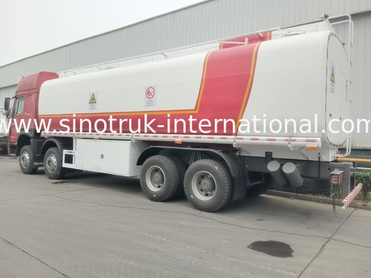 SINOTRUK HOWO รถบรรทุกถังน้ํามันสีแดง 400HP 8 × 4 12 ล้อ ความจุสูง