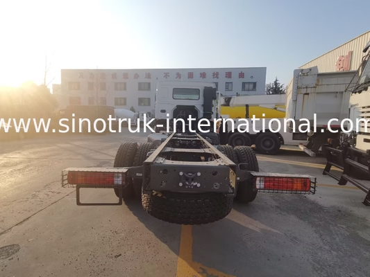 SINOTRUK HOWO LHD 6X4 400HP ชาซีรถบรรทุกน้ํามันน้ํา