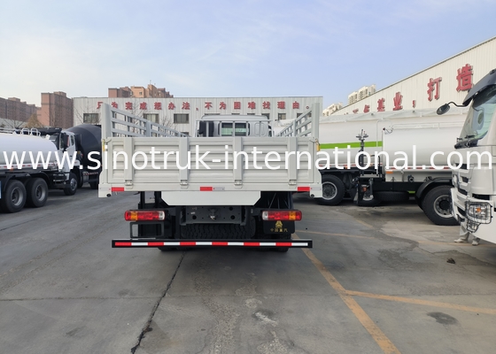 Sinotruk Howo รถบรรทุกสินค้าใหม่ 6 × 6 All Wheel Drive Lhd 10 Wheels Long Cargo Box