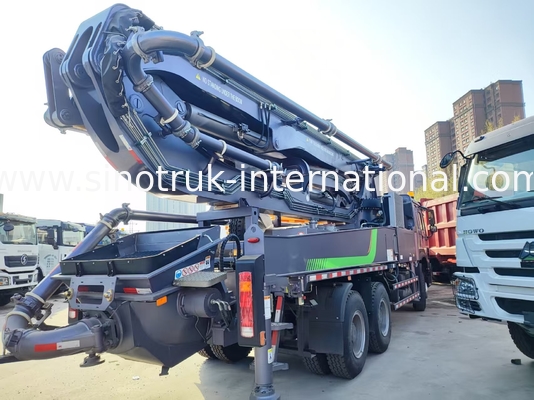 โฮโว 380HP Smart Pump Trucks 52m Boom 6x4 Traction สําหรับการเติมแบบตั้งที่ไม่มีคู่แข่ง