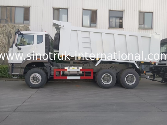 2 ผู้โดยสาร Sinotruk Hohan Tipper Dump Truck Weichai เครื่องยนต์ 6 × 4 LHD 380HP ด้วยชนิดการส่งด้วยมือ
