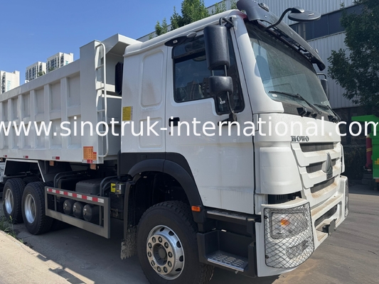 เครื่องยนต์ SINOTRUK 371HP 6 × 4 รถดัมพ์ HOWO พวงมาลัยซ้าย สีขาว 19-20CBM ยกกลาง
