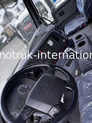 รถบรรทุกสินค้า Sinotruk HOWO 8X4 400 แรงม้า 12 ล้อ หัวเก๋งหน้าผี