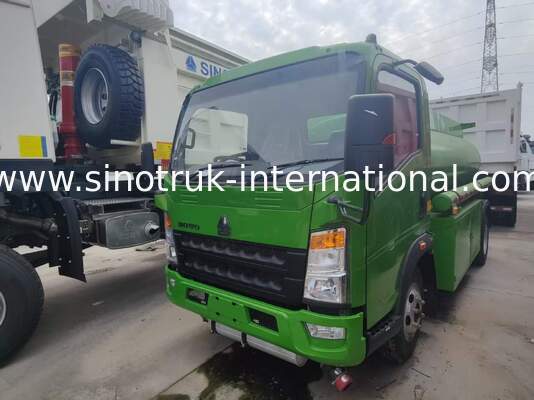 รถบรรทุกถังน้ำมันความจุ Sinotruk HOWO 8 CBM พร้อมระบบขับเคลื่อน 4x2 และมาตรฐานการปล่อยก๊าซ Euro III