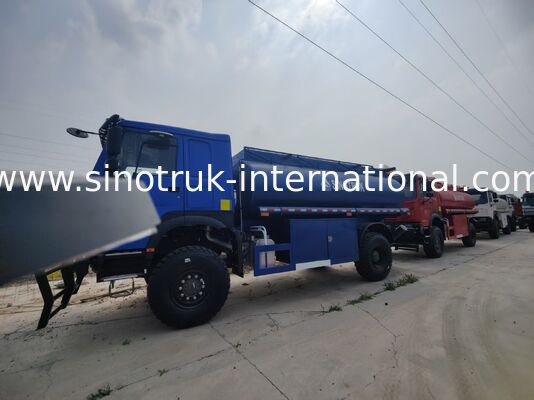 SINOTRUK HOWO 290 HP รถบรรทุกถังน้ำมันพร้อมความจุ 10 CBM และแชสซีสำหรับงานหนัก