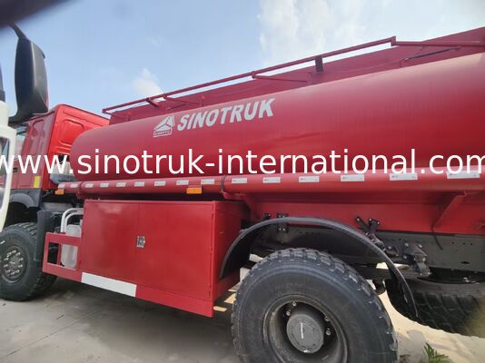 SINOTRUK HOWO 290 HP รถบรรทุกถังน้ำมันพร้อมความจุ 10 CBM และแชสซีสำหรับงานหนัก