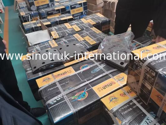 ผ้าเบรก SINOTRUK HOWO สีดำ สำหรับรถบรรทุกและรถพ่วง WG9231342069
