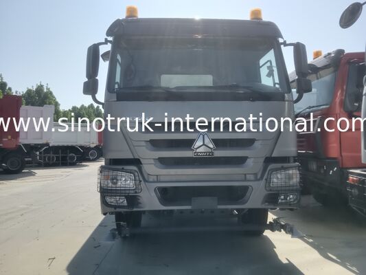 รถบรรทุกถังเก็บน้ำ Sinotruk Howo Sprinkler 10-25CBM 6 X 4 Euro 2 371HP สีขาว