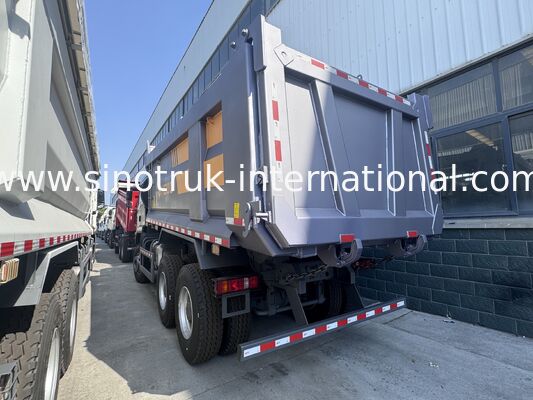 SINOTRUK HOWO TX รุ่น 371HP LHD ห้องเก็บของ 6X4 พร้อมไฟเตือน U สีเทา