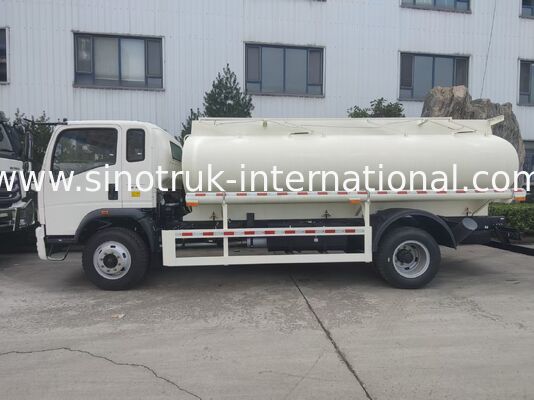 SINOTRUK HOWO 4×2 10m³ Oil Tanker Truck
