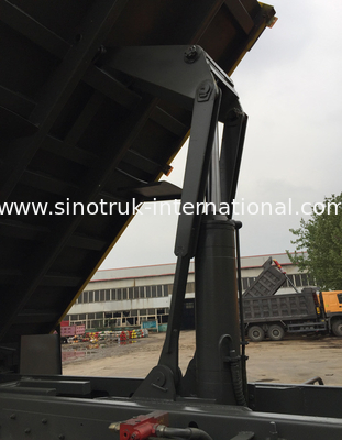 Heavy HOWO Mine Dump Truck, รถดัมพ์สีเหลือง 30 - 40 ตัน 10-25CBM