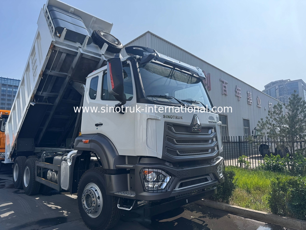 SINOTRUK HOHAN Howo รถดั้มพ์เทรลเลอร์ ยกกลาง เครื่องยนต์ Weichai 6 × 4 LHD กล่องบรรทุกทรงสี่เหลี่ยม สีขาว 19-20 ลูกบาศก์เมตร