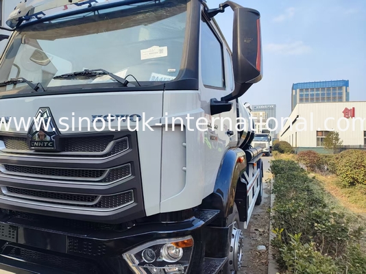 HOWO 300HP 10CBM 4x2 รถบรรทุกดูดน้ําเสีย: พลังงานหนัก, การทําความสะอาดแม่นยําและประสิทธิภาพที่ไม่มีคู่