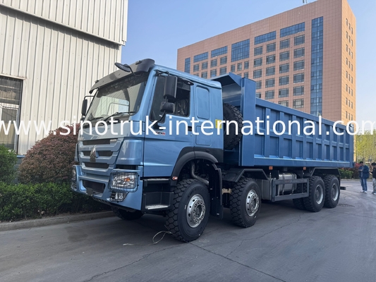 380hp Sinotruk Howo 8x4 รถบรรทุก 12 ล้อ HW76 ZZ3317V3567B1R RHD สีฟ้าอลังการ