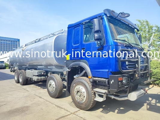 รถบรรทุกน้ำมัน HOWO 8*4 400HP LHD สำหรับงานหนัก ขนาด 40CBM ระบบถังคู่ สำหรับการขนส่งน้ำมันระยะไกล