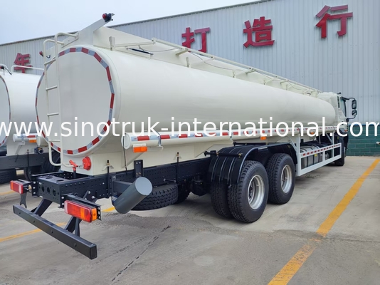 รถบรรทุกน้ำขนาด 30 ลูกบาศก์เมตร สีขาว (6×4, 380 แรงม้า, พวงมาลัยซ้าย): ข้อได้เปรียบหลักสำหรับการขนส่งของเหลว